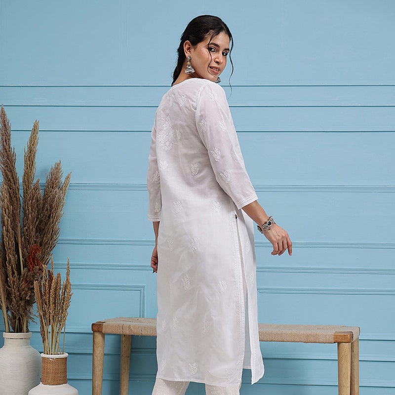 ADA كورتا كيرتي تونك قطن نسائي مطرزة يدوياً بأسلوب تشيكانكاري أدا A208441 (3X-كبير، أبيض) - Image 2